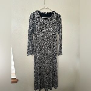 Black and white pattern long dress